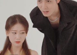 【重生归来丑妻杀回顶流】100集在线短剧免费高清看