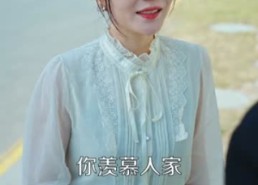 【穿成主妇后，富弟追着打钱】82集免费短剧在线观看全集