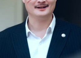 【双面宠妻：我的老婆是大佬】80集短剧免费在线直看