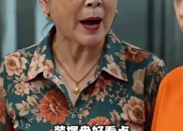 【嫌工地盒饭低端？我转手把百万订单给隔壁摊】65集免费短剧在线观看