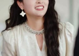 【我资助的穷学生，毕业把我当乞丐】65集短剧免费在线点播