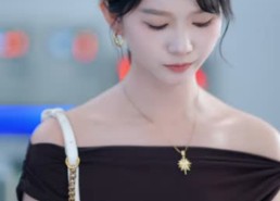 【室友退租顺走备用钥匙，我连夜换锁她慌了】62集在线短剧完整版观看