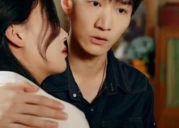 【退婚：我靠玉佩开外挂了】74集热门短剧在线观看