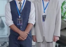 【股神只有我能看到隐藏信息】79集短剧免费全集线上赏