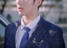 【离婚妈妈竟是霸总白月光】101集短剧免费在线全集看