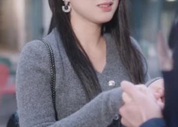 【离婚后，夫人成了千亿大佬】100集在线短剧免费全集赏