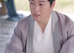 【报告王爷王妃她又开挂了】98集免费短剧在线观看