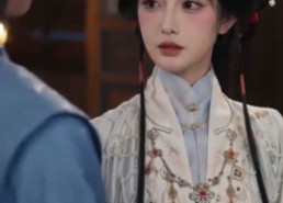 【穿书三女闯商途】40集短剧免费全集乐看