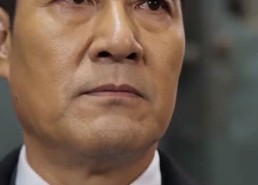 【绝境末日：我靠回档爆锤外星人】63集短剧在线免费全集点播