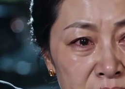 【重生婚礼前夜，我甩了竹马嫁顶级大佬】46集短剧免费观看全集