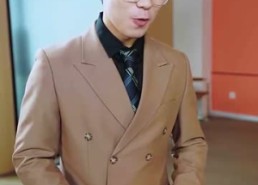 【断亲后，恋爱脑女儿哭惨了】33集短剧资源在线免费观