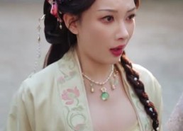 【刚穿越就洞房，我靠泡面换战马】80集短剧免费高清在线看