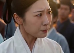 【秋落烬】40集短剧免费高清在线观看
