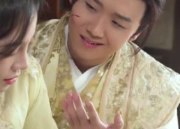 【绝世萌宝：穿回古代当王妃】95集短剧免费高清在线看