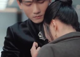 【我用两个学分攻略高冷校草】81集短剧全集免费在线享