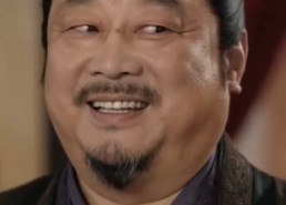 【手持变脸面具我有机会变皇帝吗AI真人版】105集免费短剧在线尽情看
