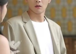 【都市巨擘我的手机兑换万物】62集短剧免费完整赏看