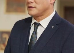 【闪婚老伴之我的青梅竹马】68集短剧免费高清在线看