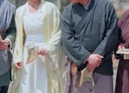 【一觉醒来就成了千古一帝】84集短剧在线免费全集畅看
