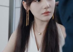 【透视狂少】71集在线速览短剧全集