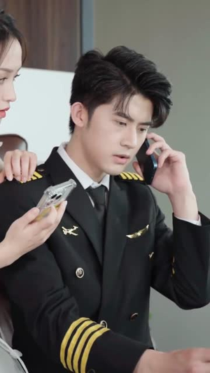 顾机长,劝你做个人吧(45集) 顾机长,劝你做个人吧(45集)高质量短剧推荐