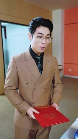 断亲后，恋爱脑女儿哭惨了（33集）一起追短剧