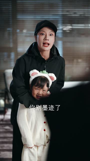 穿越时空的来电(40集) 穿越时空的来电(40集)好看的短剧