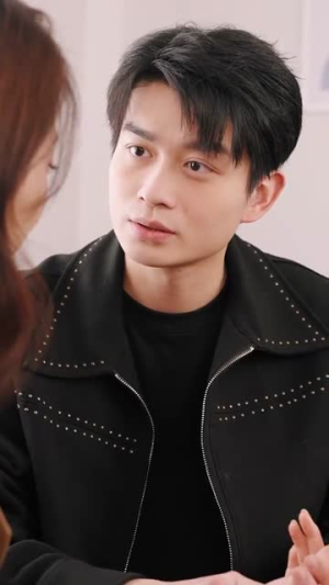 快穿我成了他的心肝宠(94集) 快穿我成了他的心肝宠(94集)最新火爆短剧