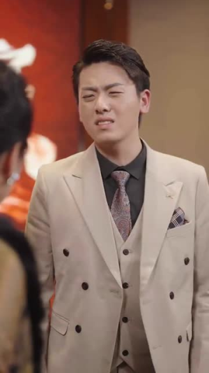 闭关七年师姐求我出山斩情根(80集) 闭关七年师姐求我出山斩情根(80集)80到100集