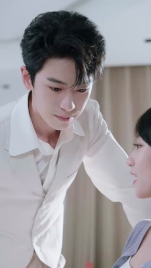 我竟是影帝的白月光（82集）精彩短剧看全集