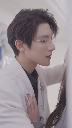 顾门深深盼沉归(81集) 顾门深深盼沉归(81集)好看到停不下来