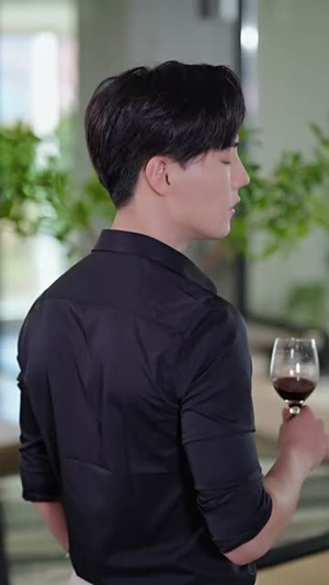 萌宝神助攻:妈咪,你要老公不要(98集) 萌宝神助攻:妈咪,你要老公不要(98集)免费短剧就是爽