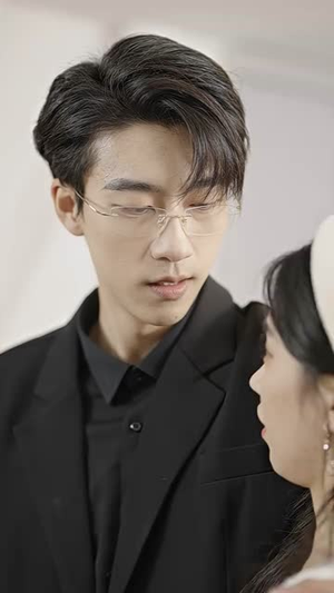 前妻太诱人,禁欲首富撩疯了(97集) 前妻太诱人,禁欲首富撩疯了(97集)短剧抢先看