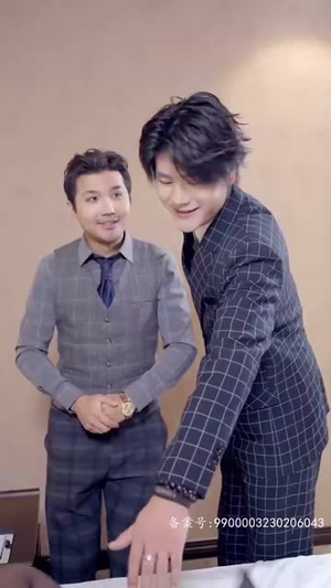 我的师姐是大佬(70集) 我的师姐是大佬(70集)穿越短剧推荐