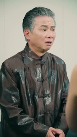 绝品高手在都市(112集) 绝品高手在都市(112集)一起追生活短剧