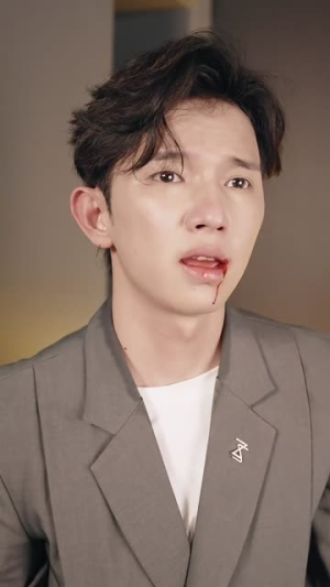 亲亲小甜妻（30集）免费短剧合集