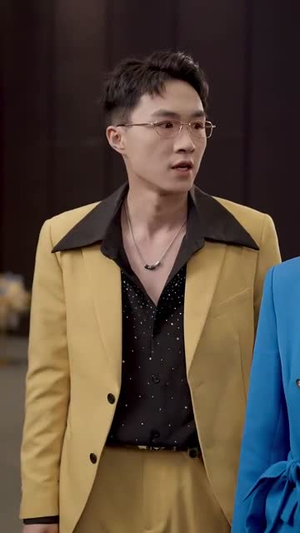 长跑八年她奔向白月光(103集) 长跑八年她奔向白月光(103集)短剧追到爽