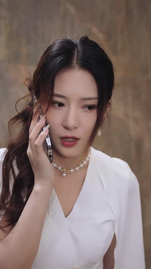 在逃契妻美又飒(100集) 在逃契妻美又飒(100集)精彩短剧看全集