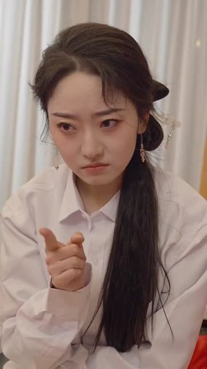 天降娇妻是神医（69集） 精彩短剧片段