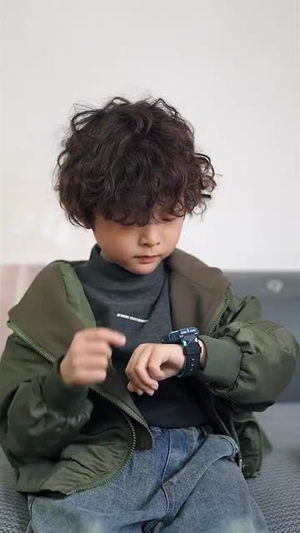 反派漂亮亲妈十斤反骨(79集) 反派漂亮亲妈十斤反骨(79集)精彩热门短剧