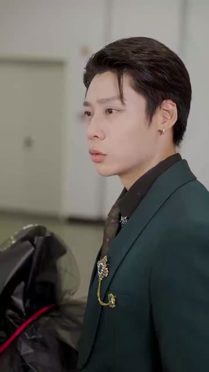 系统提示:人生进度变更(80集) 系统提示:人生进度变更(80集)完整版免费观看