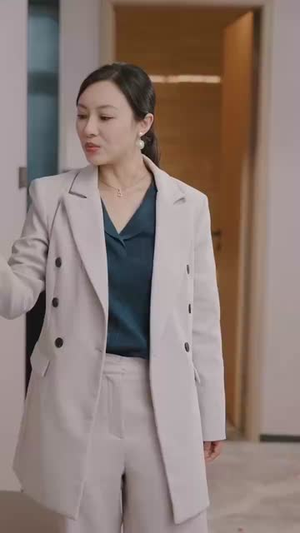 八年婚姻烬一场 (78集)追风的女孩短剧