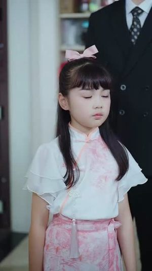 十岁真千金爆改纨绔爹 (74集) 十岁真千金爆改纨绔爹 (74集)直接追到结尾