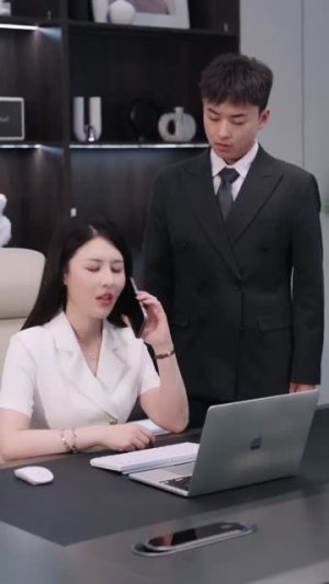 退休返聘之大夏机长(98集) 退休返聘之大夏机长(98集)好看到停不下来