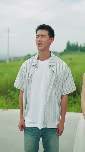 我就种个地怎么就无敌了&种地没前途那你问问我的十万亩地(68集) 我就种个地怎么就无敌了&种地没前途那你问问我的十万亩地(68集)我全都看完了