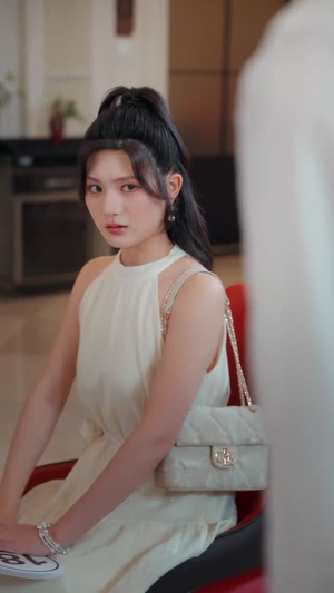 玫瑰于灰烬中重绽 (65集)  玫瑰于灰烬中重绽 (65集) 好看到停不下来