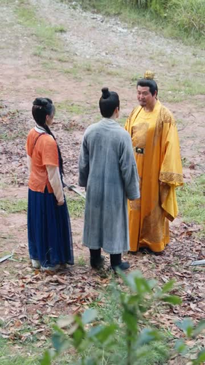 鼠蛇也敢遮龙目(53集)  鼠蛇也敢遮龙目(53集) 网上可以看吗