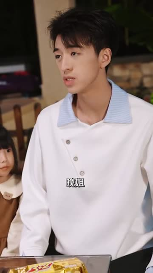 穿到饥荒年我靠绑定挨骂系统顿顿吃肉 (80集) 第一季