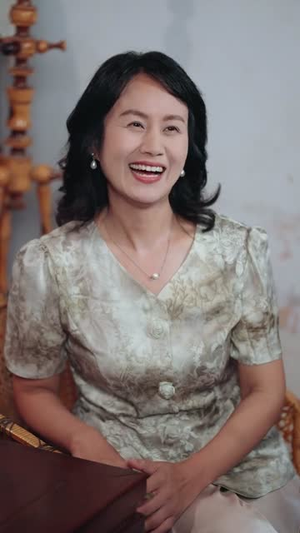 末日换亲我还是救世主 (61集) 最火的短剧