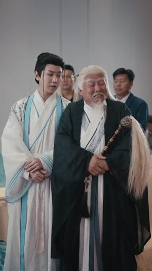 小小仙尊不好惹(74集) 小小仙尊不好惹(74集)上热门短剧